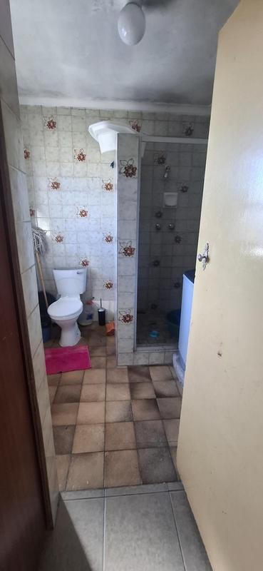 4 Bedroom Property for Sale in Cravenby Western Cape